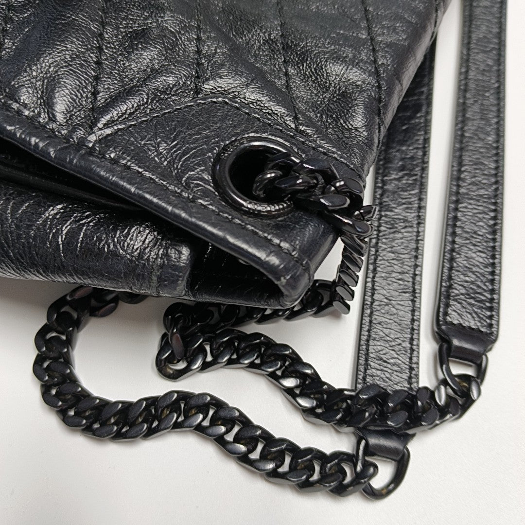 NIKI Medium Chevron Calfskin Black
