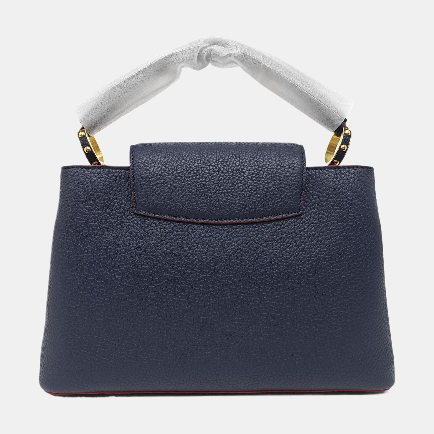 Authenticated pre-owned  Capucines MM Calfskin Blue - Shoulder Bag at Looply