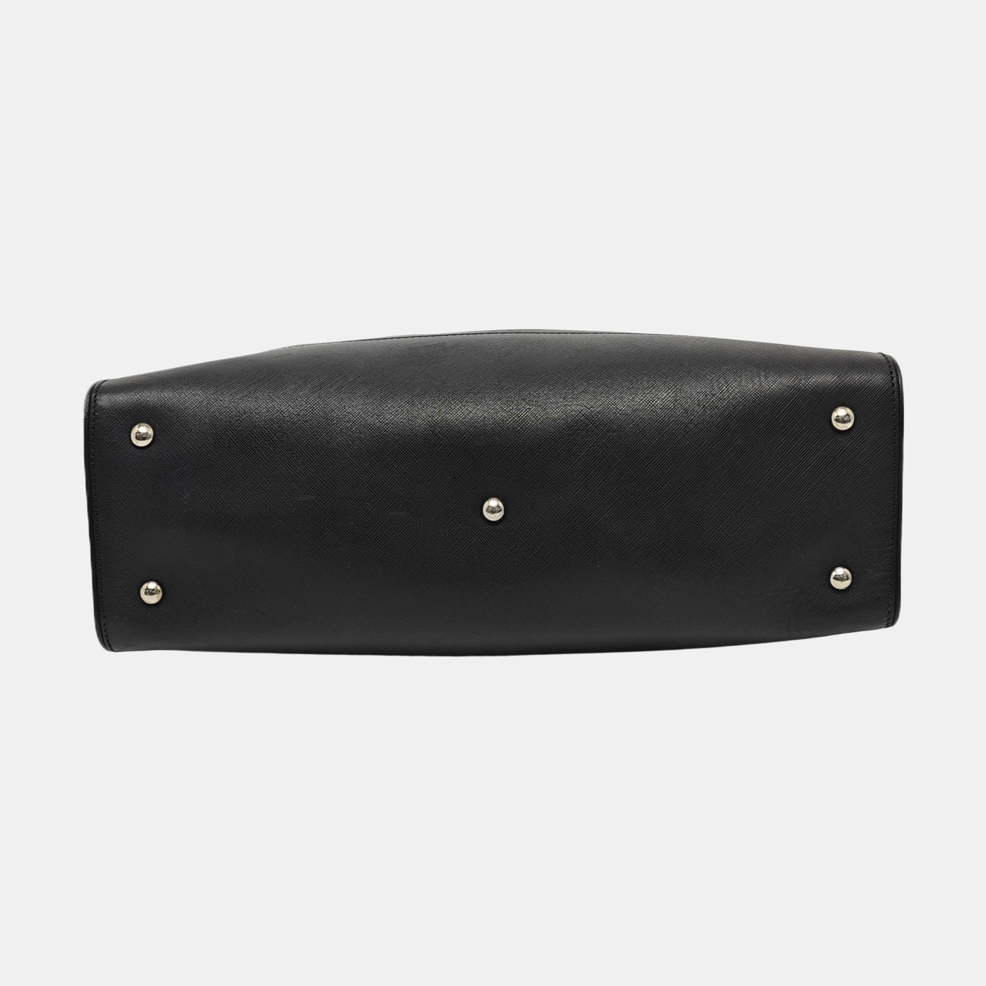 Batik Calfskin Black