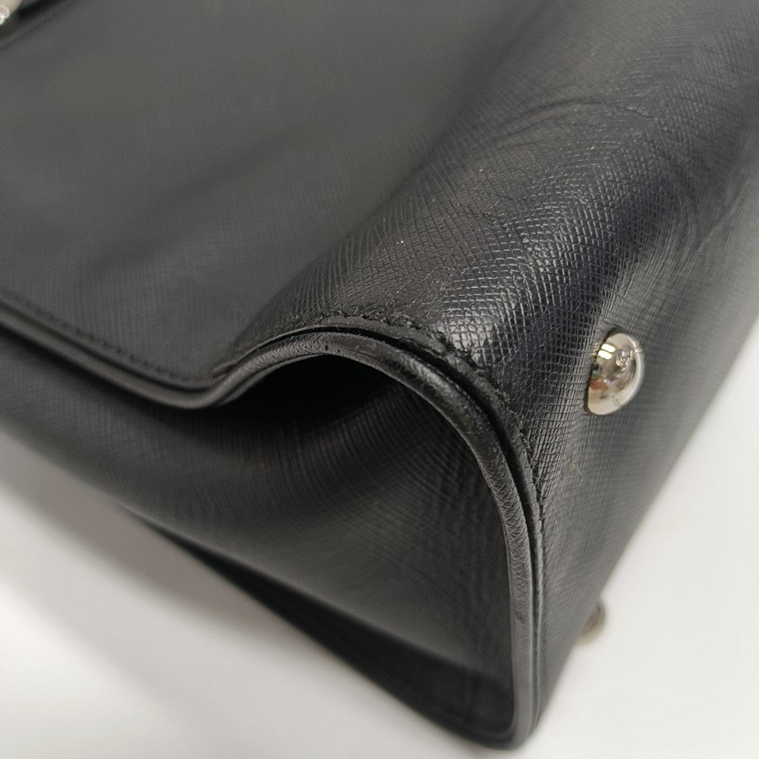 Batik Calfskin Black