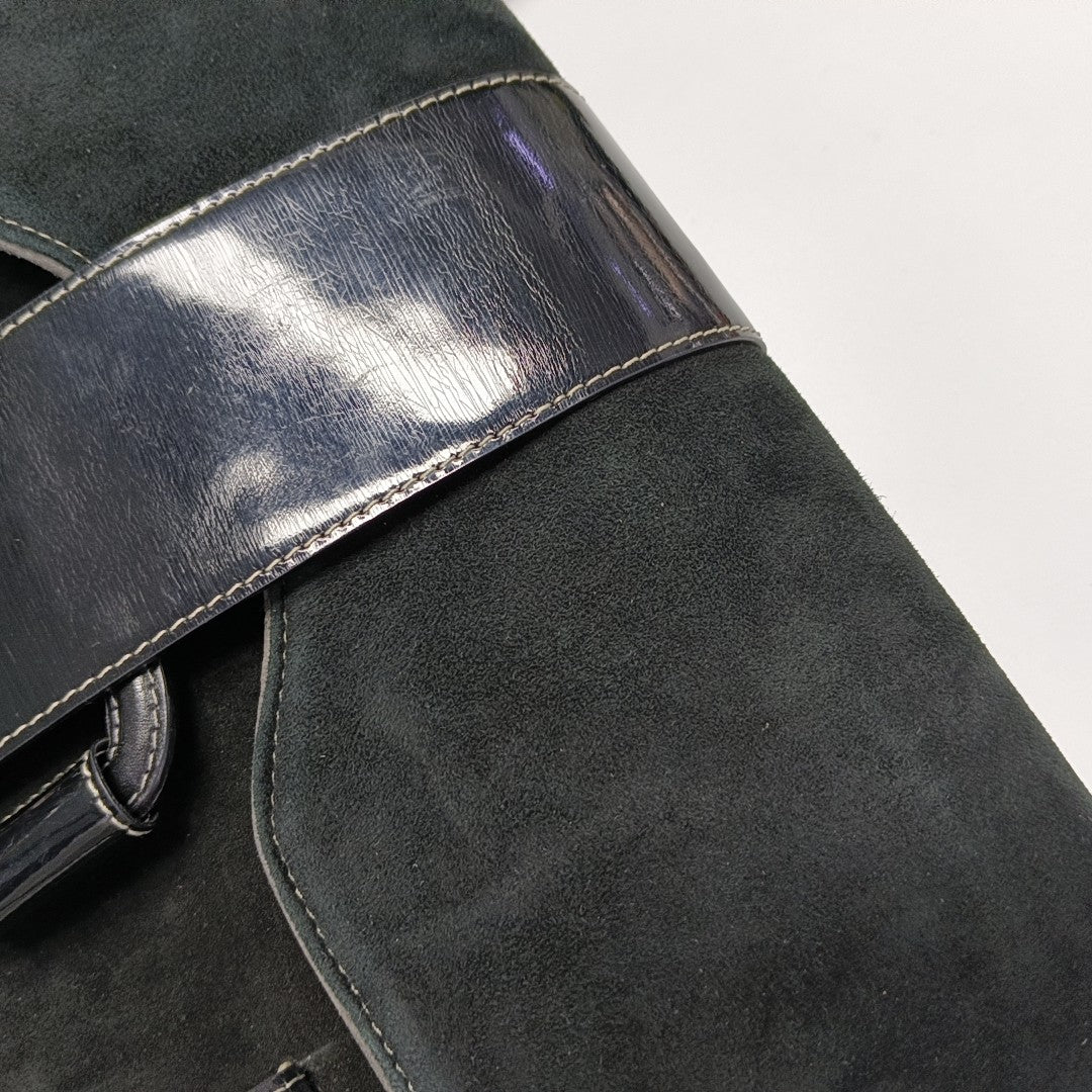 Suede Black