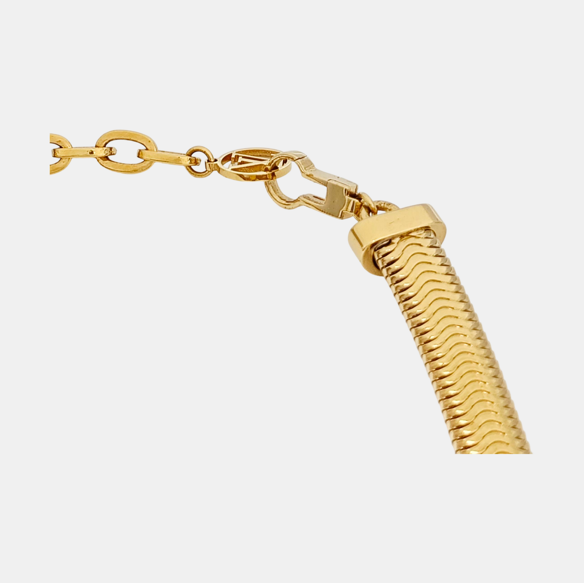 Authenticated pre-owned  Essential V Gold Metal Necklace - Necklace at Looply