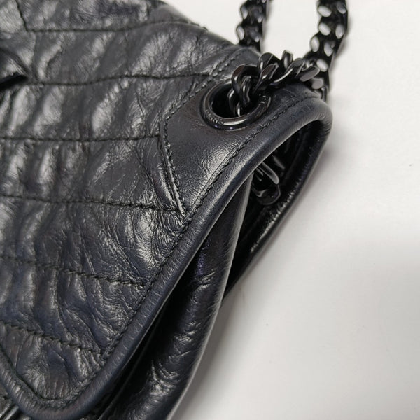 NIKI Medium Chevron Calfskin Black