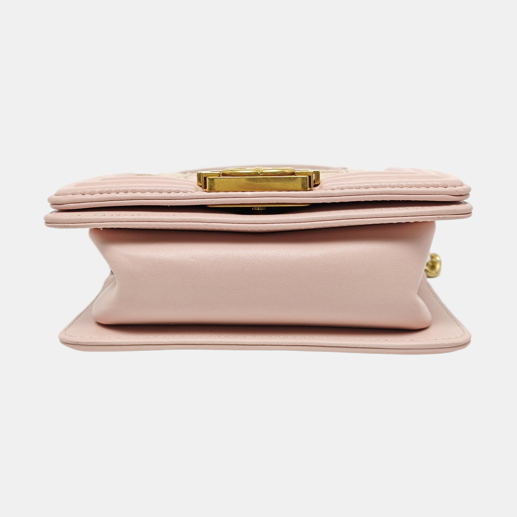 Authenticated pre-owned  Boy Chanel Quilted Fabric Pink - Shoulder Bag at Looply
