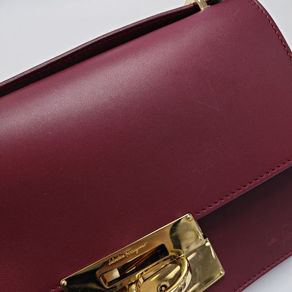 Gancino Calfskin Red