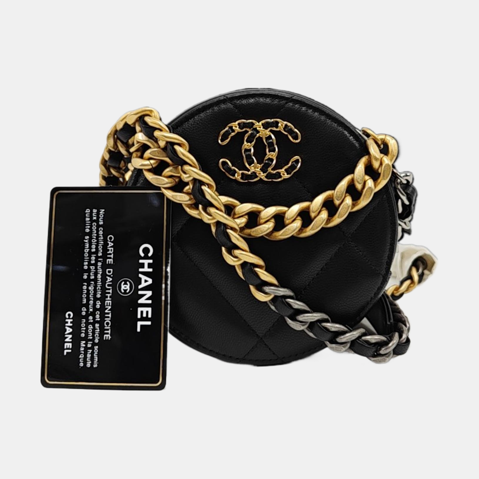 Authenticated pre-owned  Chanel 19 Lambskin Black - Shoulder Bag at Looply