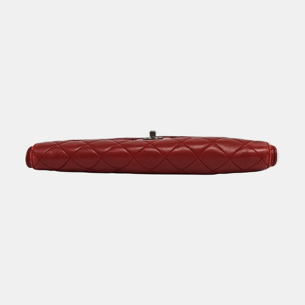 Authenticated pre-owned  Classic Flap Quilted Lambskin Red - Shoulder Bag at Looply