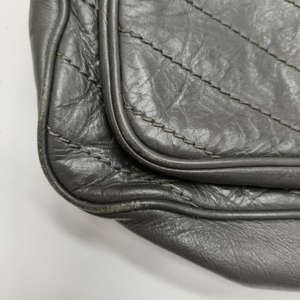 NIKI Medium Chevron Calfskin Gray