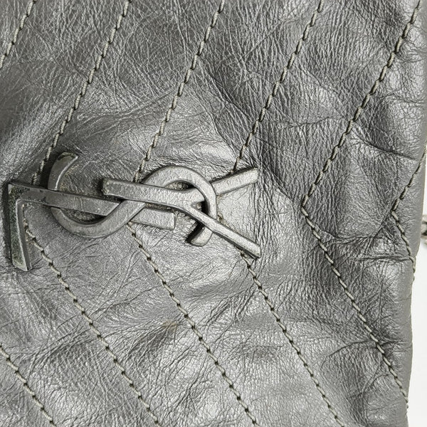 NIKI Medium Chevron Calfskin Gray