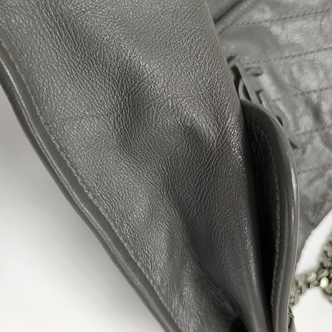 NIKI Medium Chevron Calfskin Gray