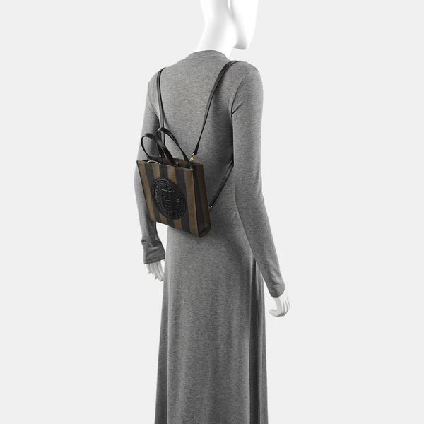 Bolso de hombro de lona revestida marrón