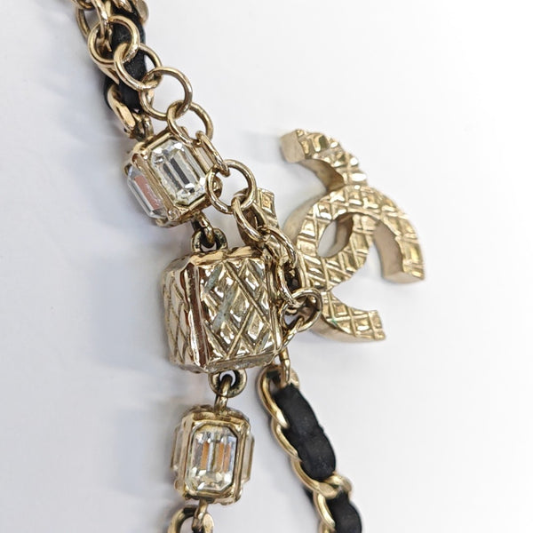 Authenticated pre-owned  Gold-Tone Metal Fabric Necklace - Necklace at Looply