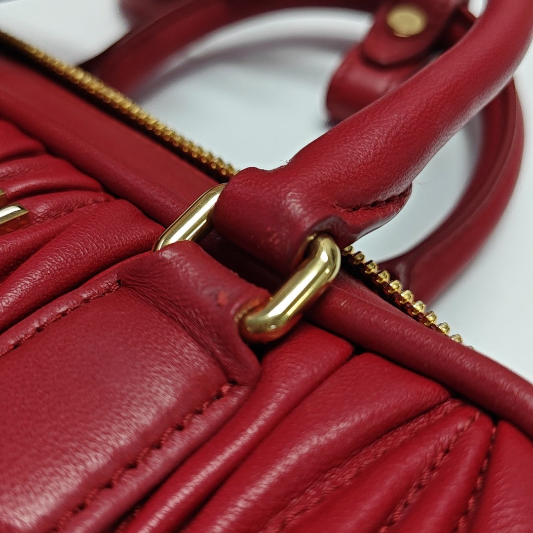 Arcadie Matelassé Small Quilted Lambskin Red