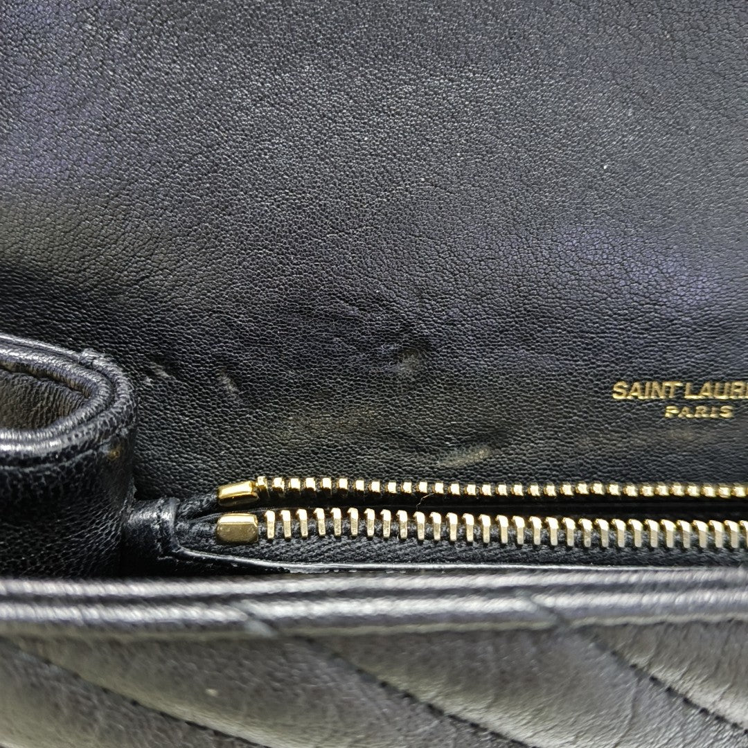 COLLEGE Medium Chevron Lambskin Black