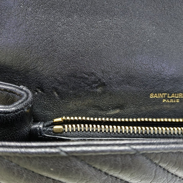 COLLEGE Medium Chevron Lambskin Black