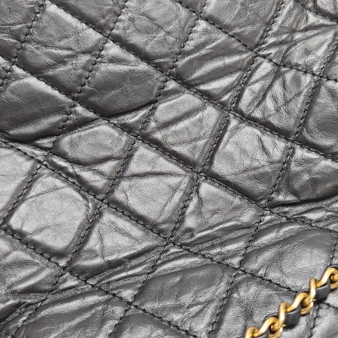 GABRIELLE Large Quilted Calfskin Black