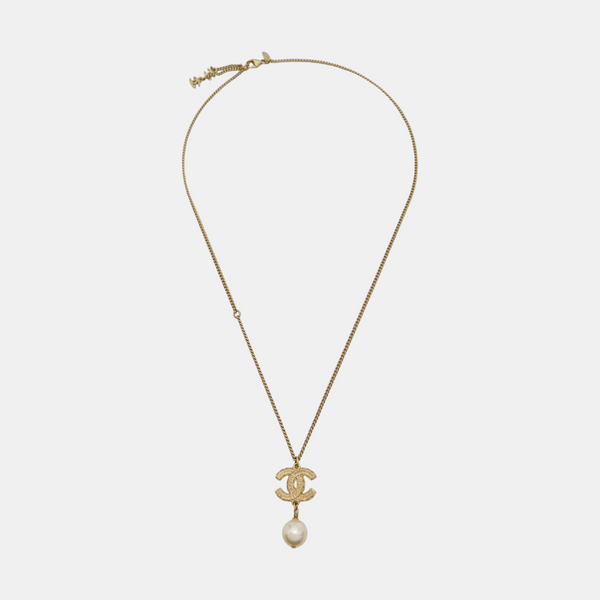 Authenticated pre-owned  Black CC And Pearl Drop Gold-tone Metal Necklace - Necklace at Looply