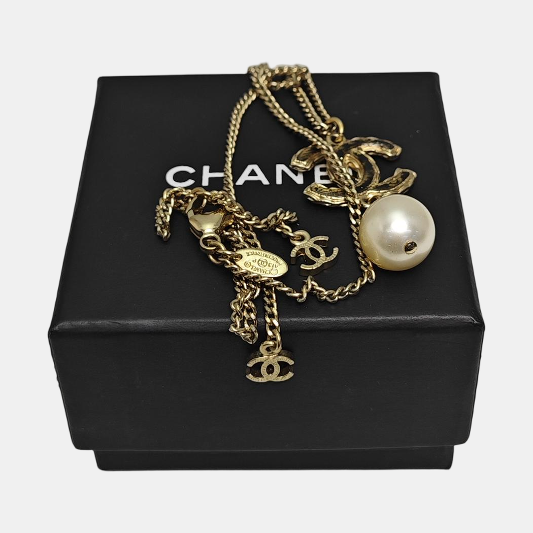 Authenticated pre-owned  Black CC And Pearl Drop Gold-tone Metal Necklace - Necklace at Looply
