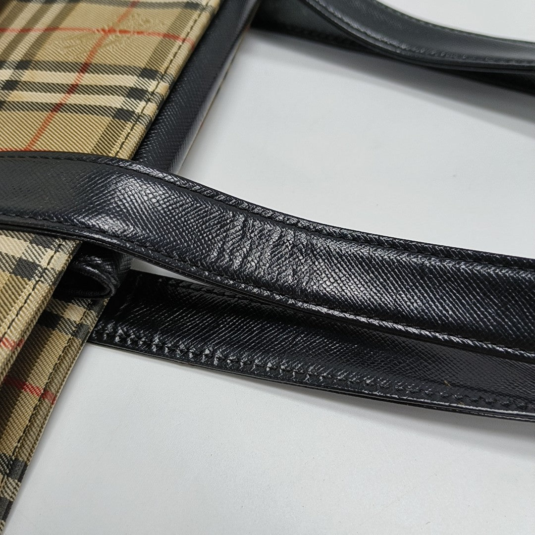 Authenticated pre-owned  Haymarket Fabric Brown - Shoulder Bag at Looply