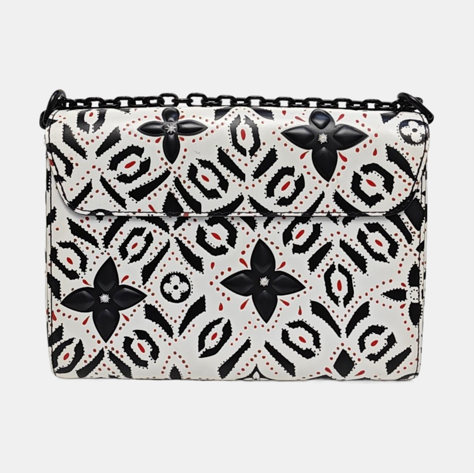 Authenticated pre-owned  Twist MM Calfskin White - Shoulder Bag at Looply