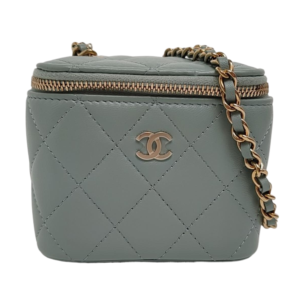 Authenticated pre-owned  Vanity Case Quilted Lambskin Green - Shoulder Bag at Looply