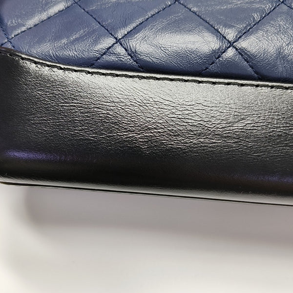 Authenticated pre-owned  Gabrielle Quilted Calfskin Blue - Crossbody Bag at Looply
