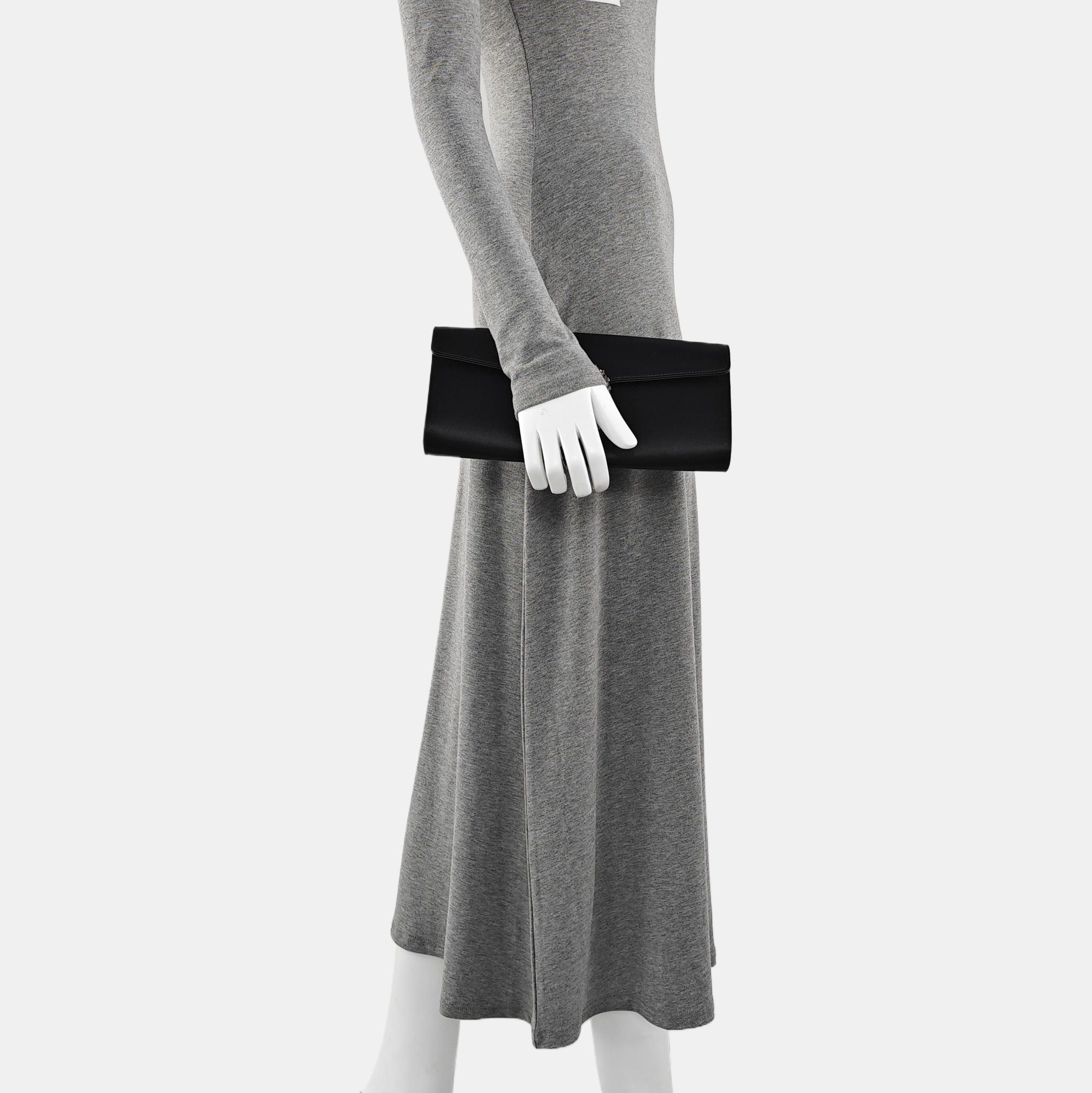 Authenticated pre-owned  Dionysus Velvet Black - Clutch at Looply