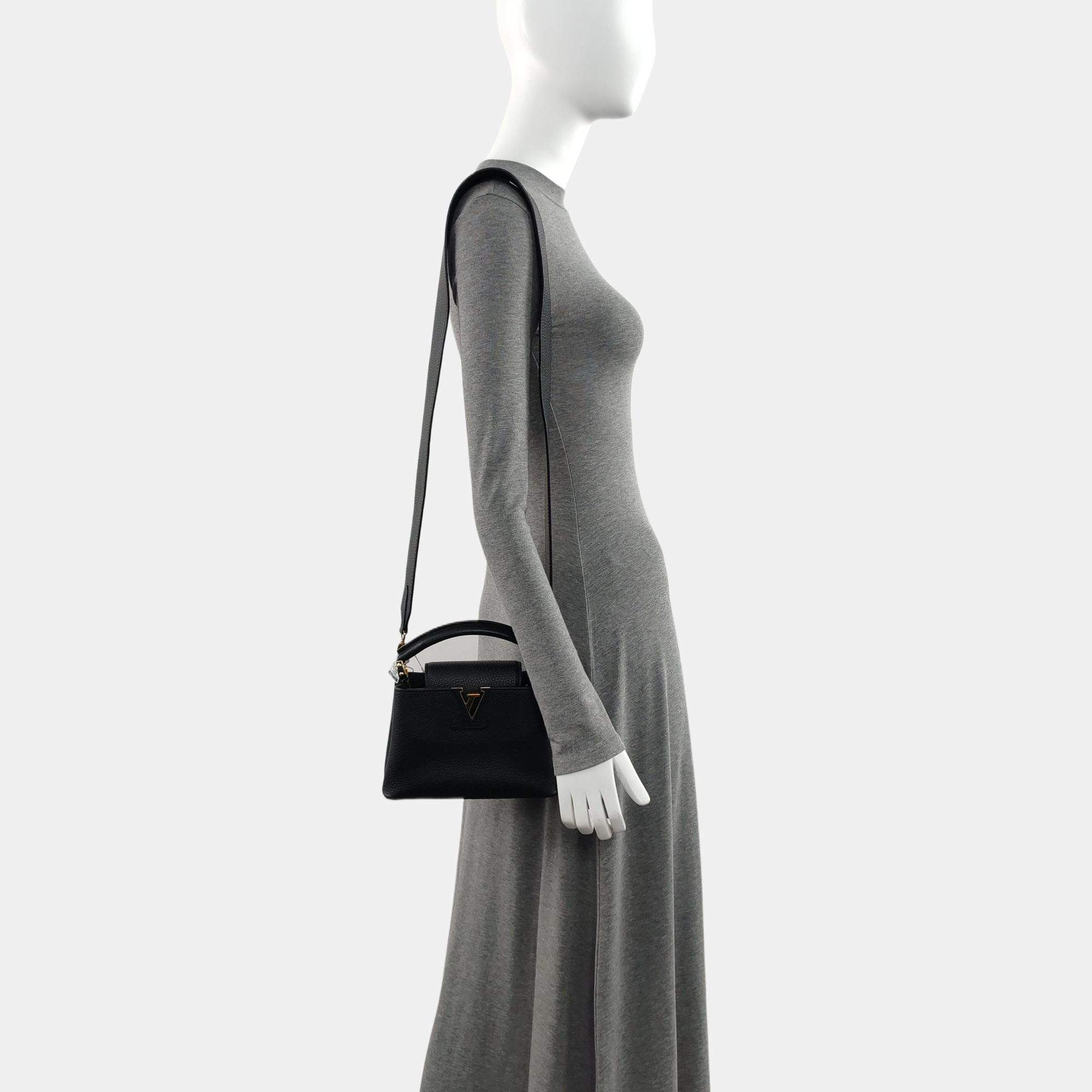 Authenticated pre-owned  Capucines Mini Calfskin Black - Shoulder Bag at Looply