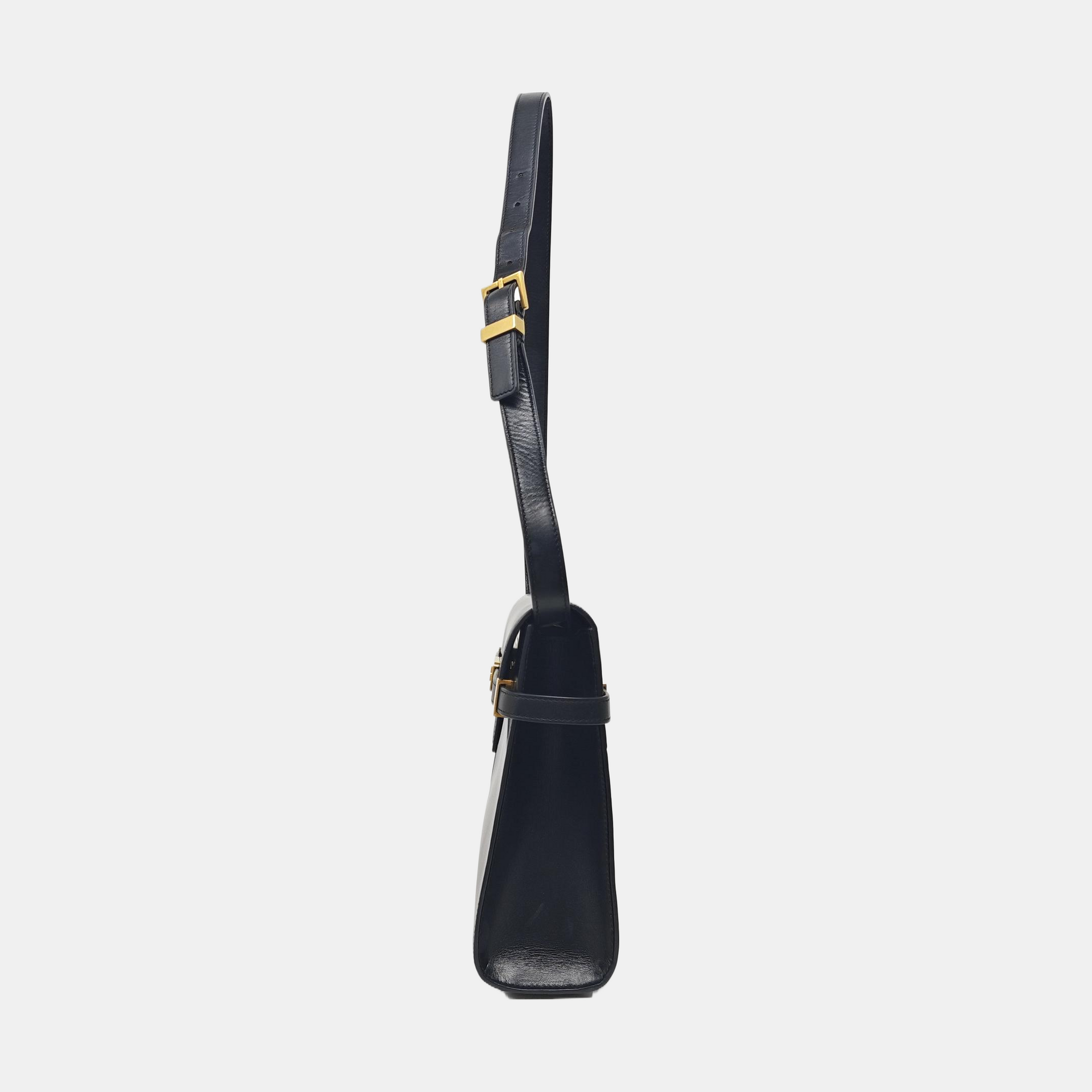 MANHATTAN Medium Calfskin Black