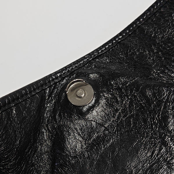 NIKI Medium Chevron Calfskin Black