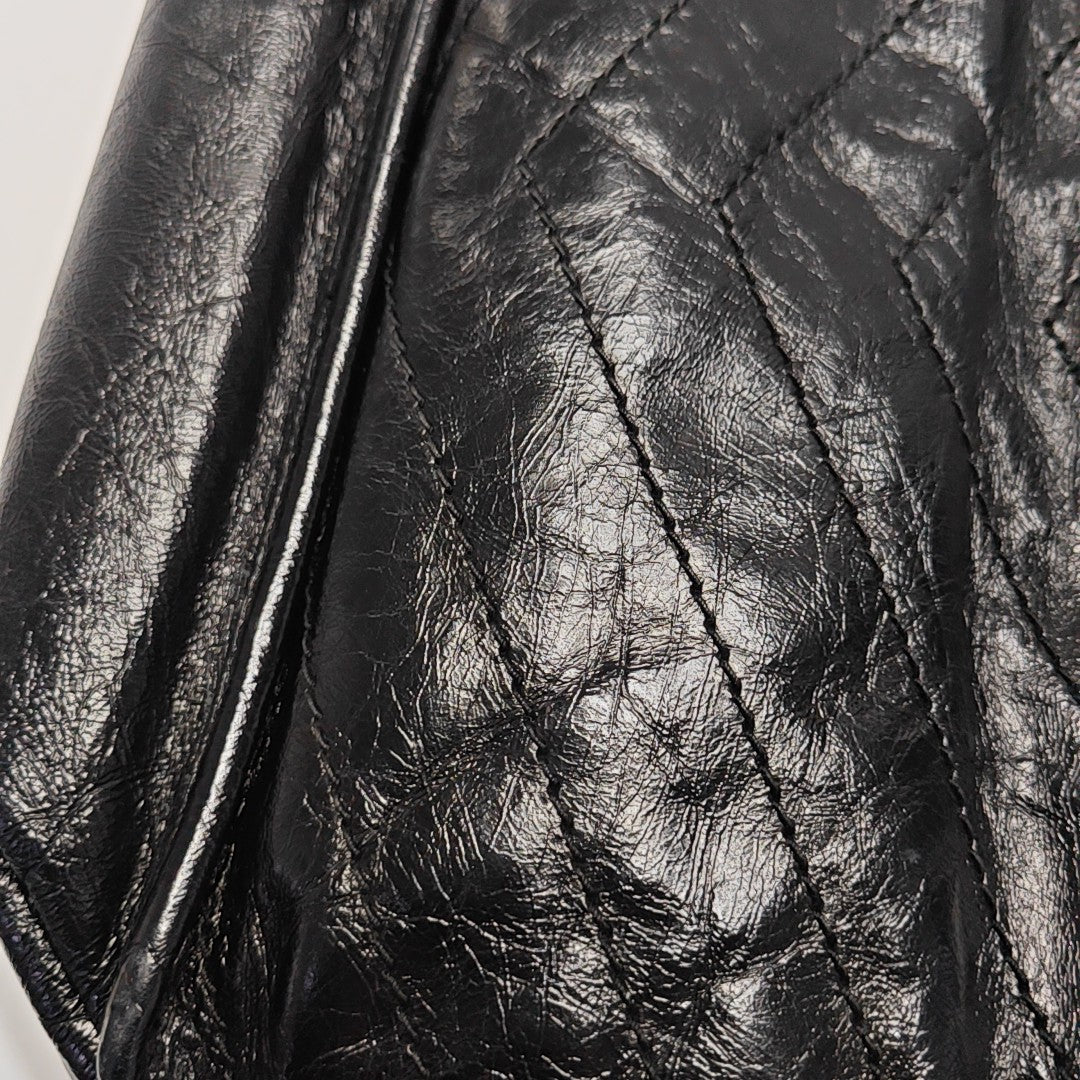 NIKI Medium Chevron Calfskin Black