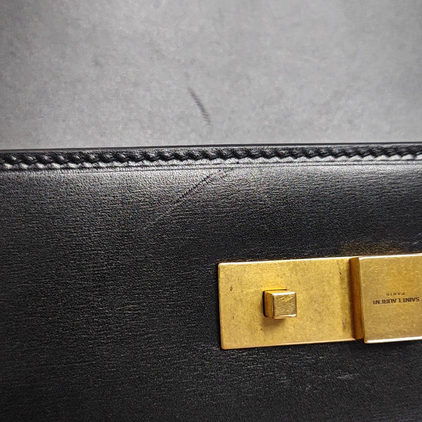 MANHATTAN Medium Calfskin Black