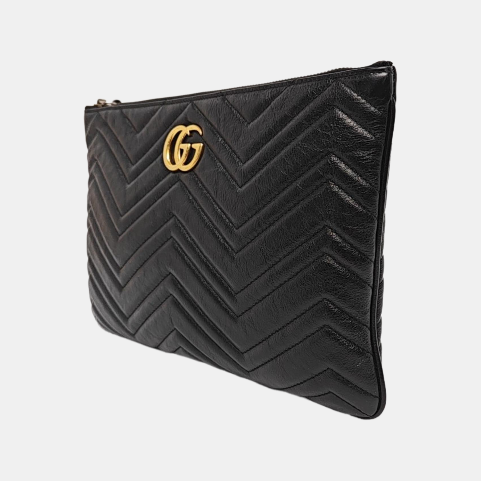 Authenticated pre-owned  GG Marmont Calfskin Black - Clutch at Looply