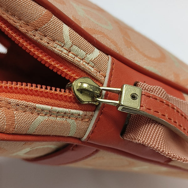Canvas Orange