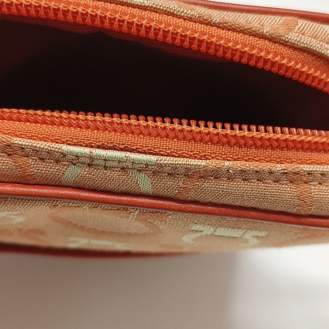 Canvas Orange