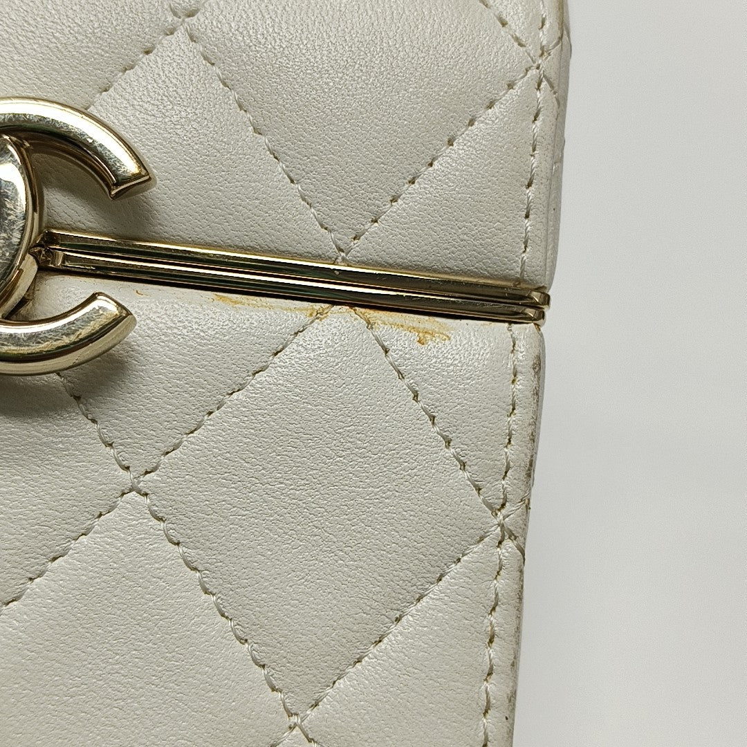 Quilted Lambskin White