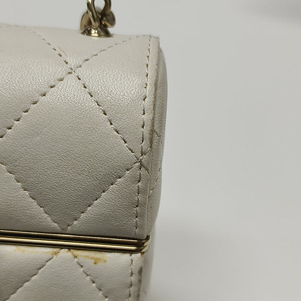 Quilted Lambskin White