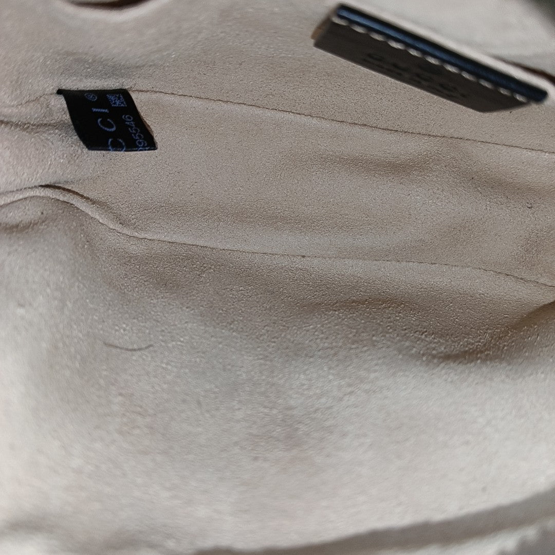 Authenticated pre-owned  GG Marmont Calfskin Black - Belt Bag at Looply