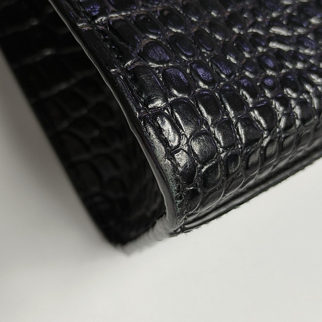 MANHATTAN Medium Calfskin Black