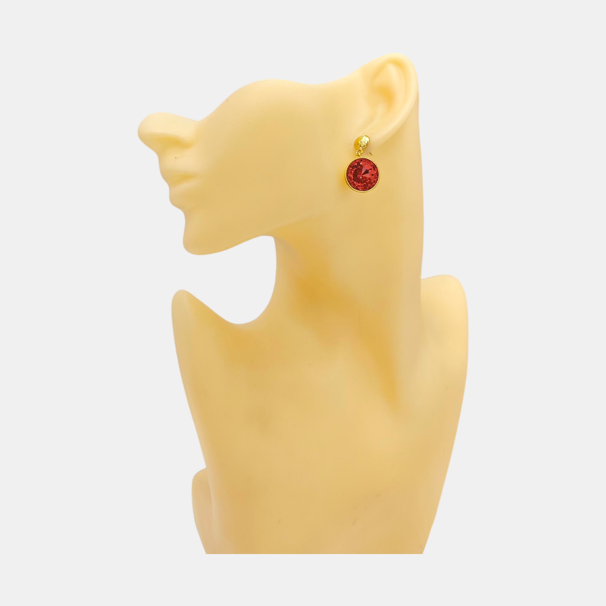 Authenticated pre-owned  Red-tone Metal Synthetic Crystal Red Earring - Earrings at Looply