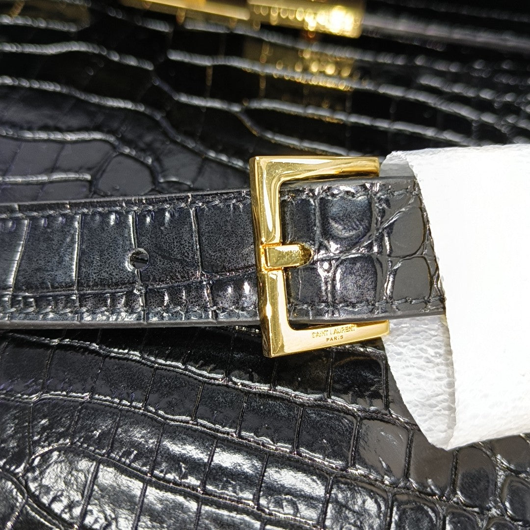 MANHATTAN Calfskin Black
