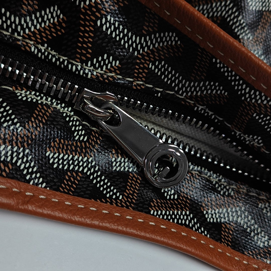 Hobo Coated Canvas Black