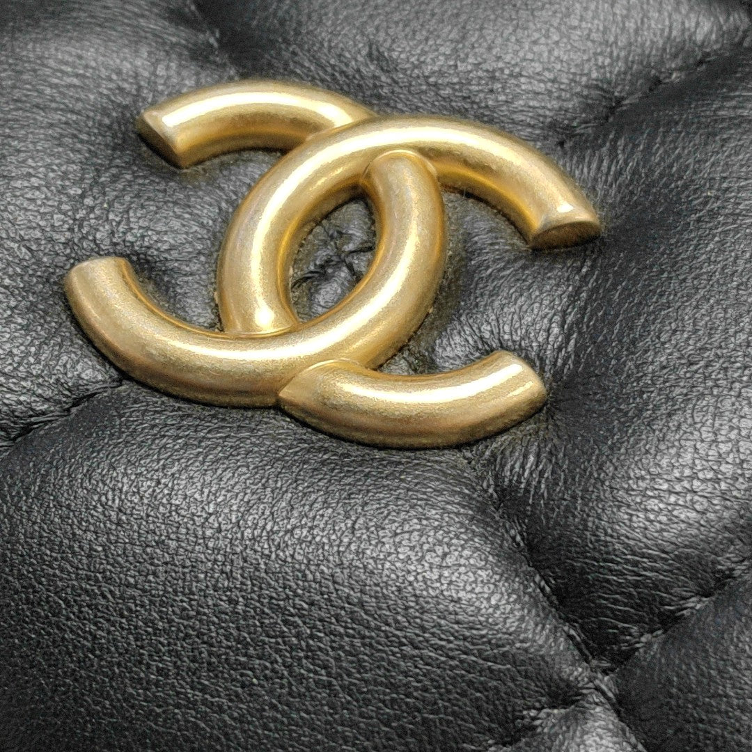 Quilted Calfskin Black