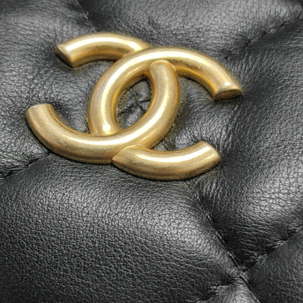 Quilted Calfskin Black