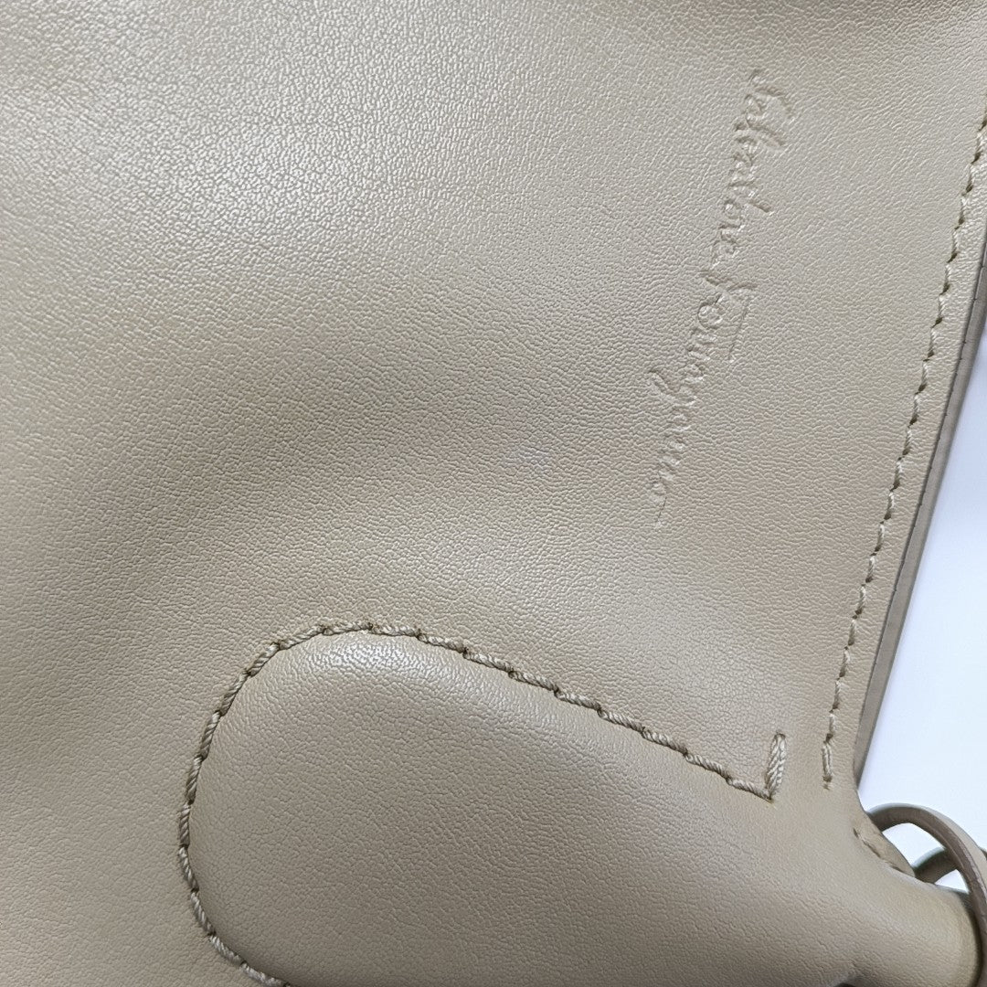 Gancini Calfskin Beige
