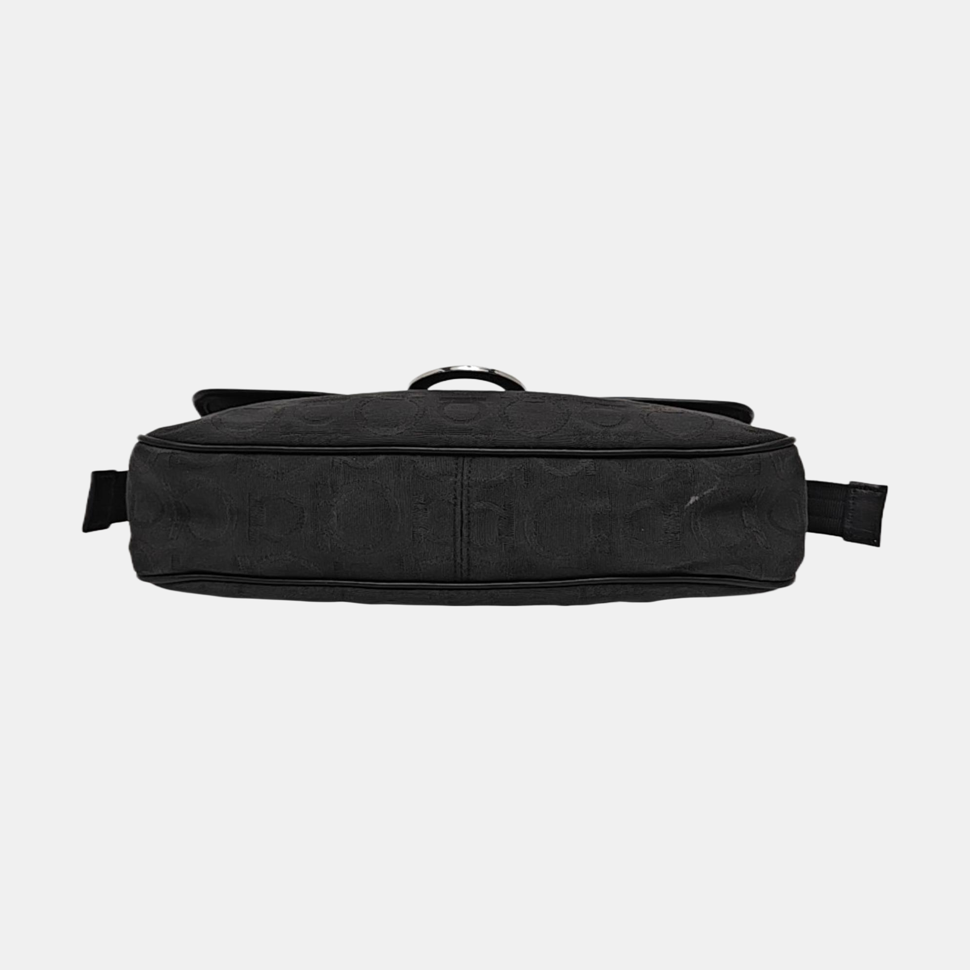 Canvas Black
