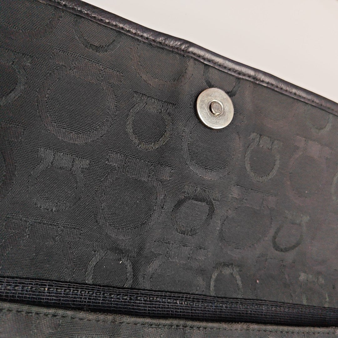 Canvas Black