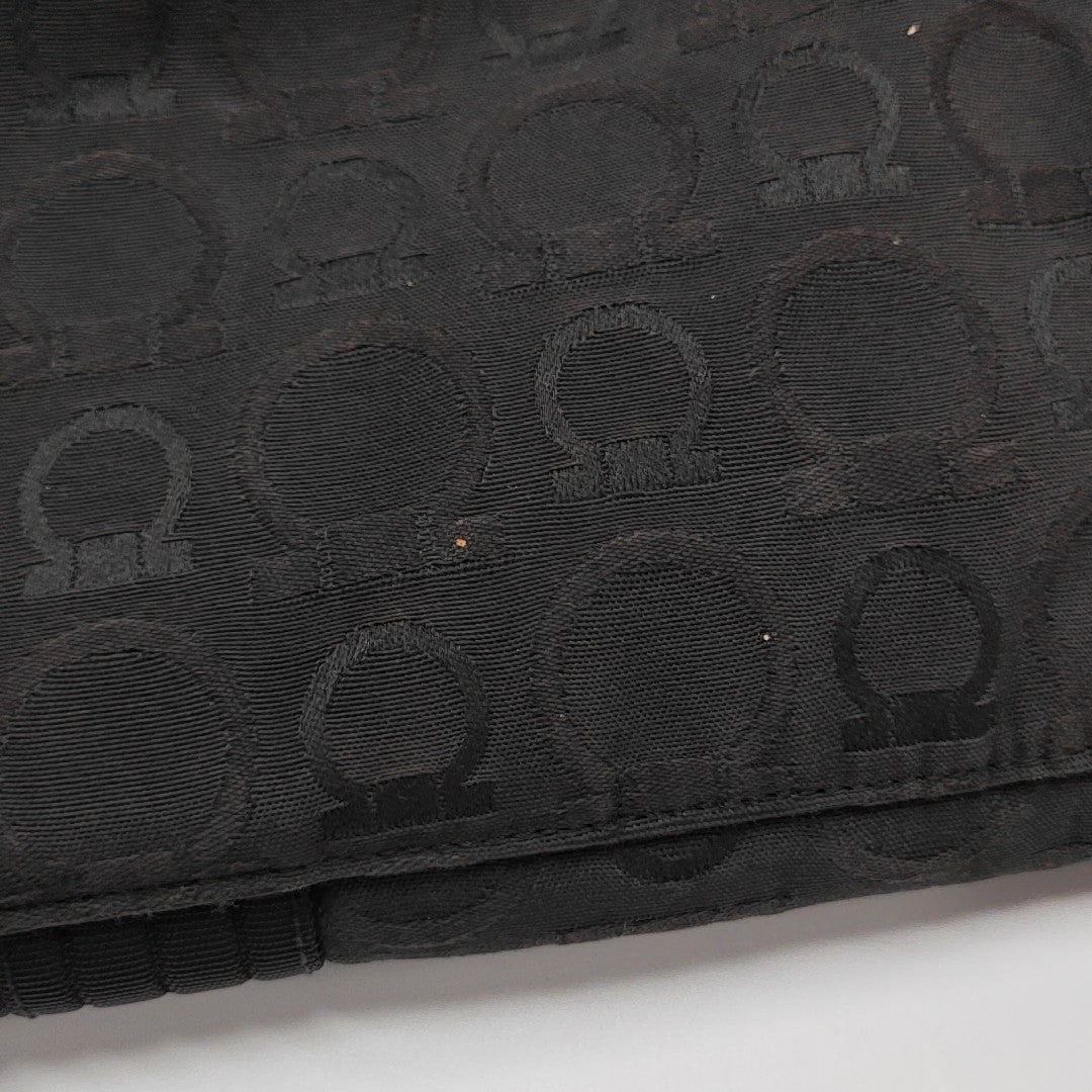 Canvas Black