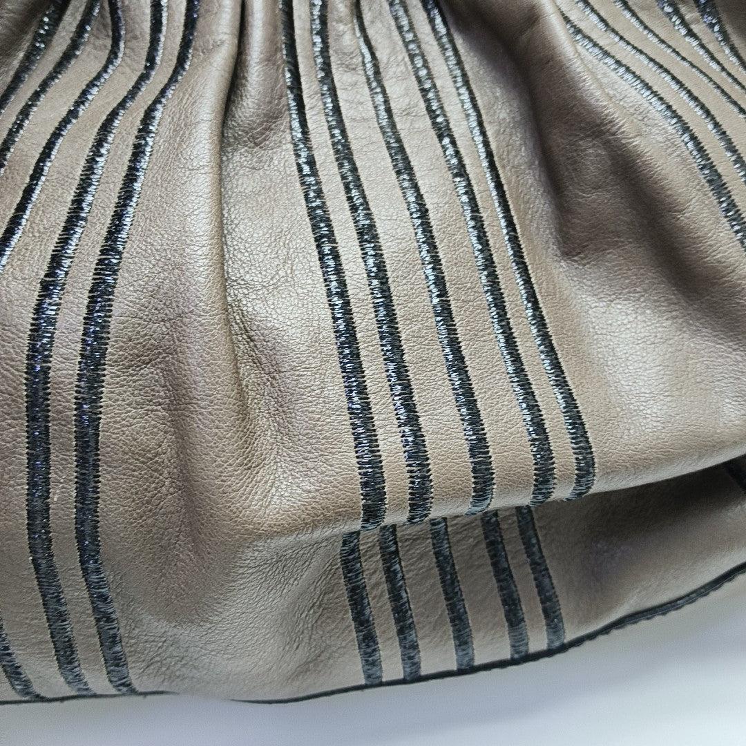 Bolso de mano de piel de ternera marrón