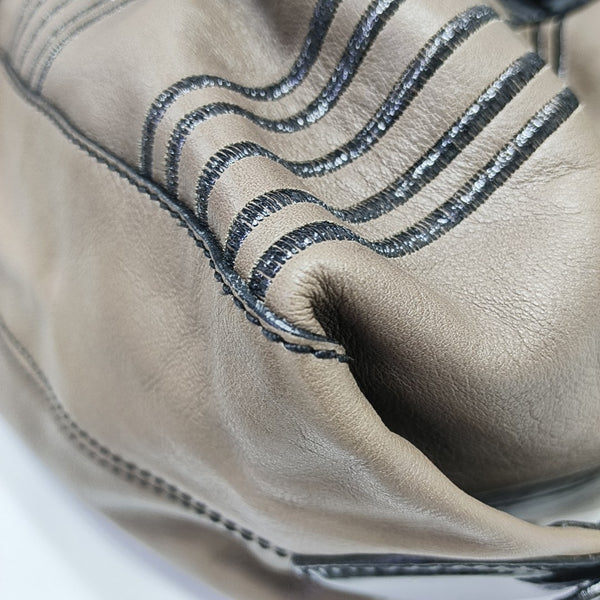 Bolso de mano de piel de ternera marrón